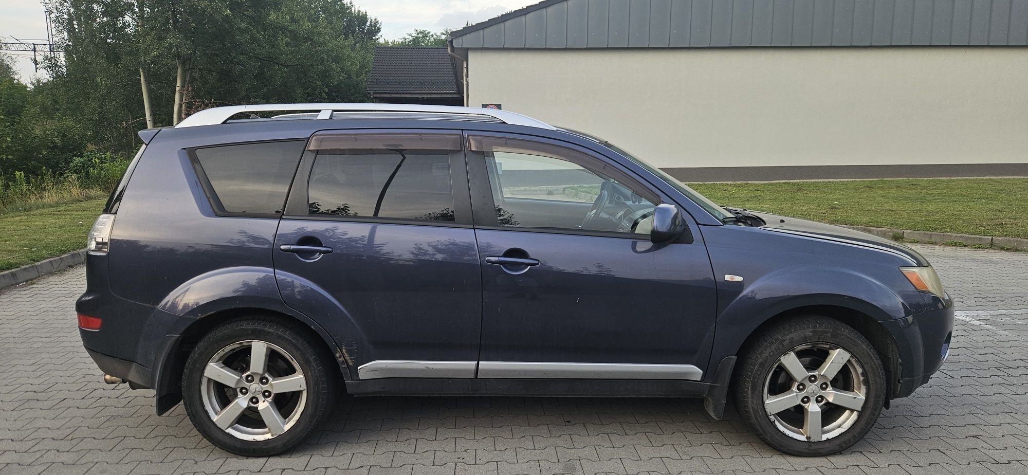 Mitsubishi Outlader 2007 Rok 7 Osobowy 4x4