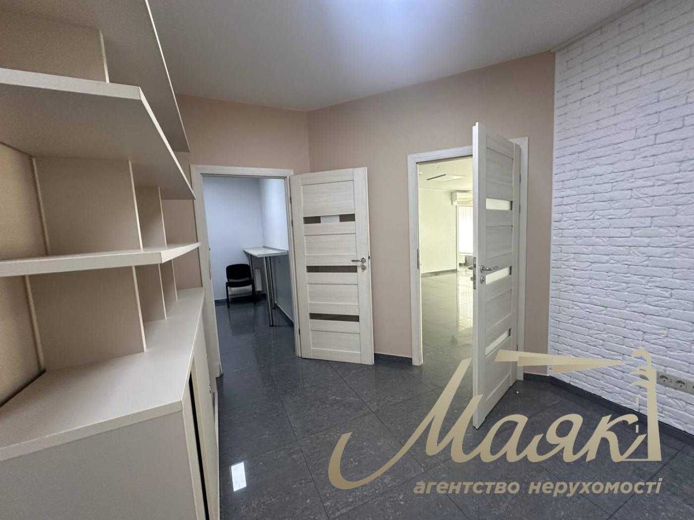 Аренда коммерческого помещения 310м2 пр.Героев Сталинграда 53Б