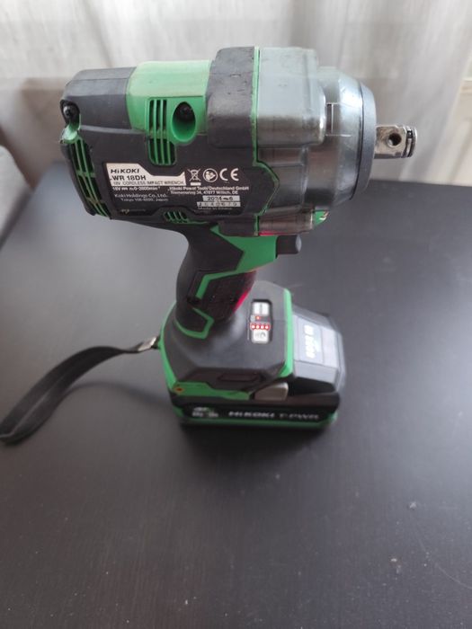 Гайковерт Hikoki WR 18DH акумулятор 5-8A