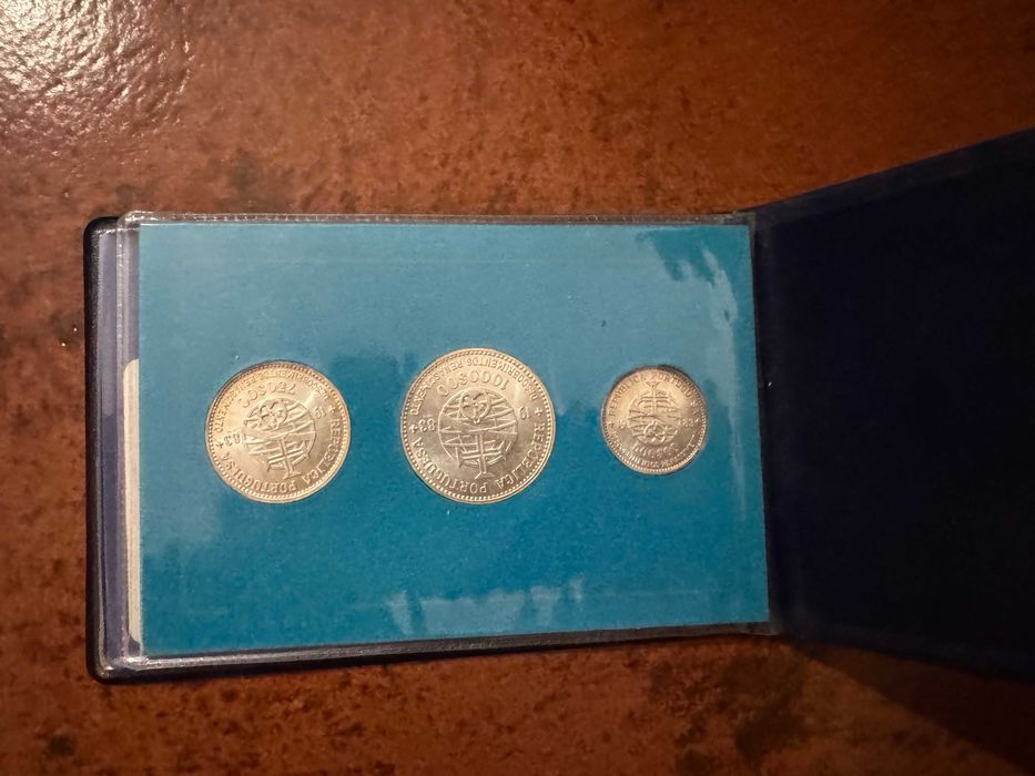 Carteira Moedas XVII Exposição Europeia de Arte, Ciência e Cultura