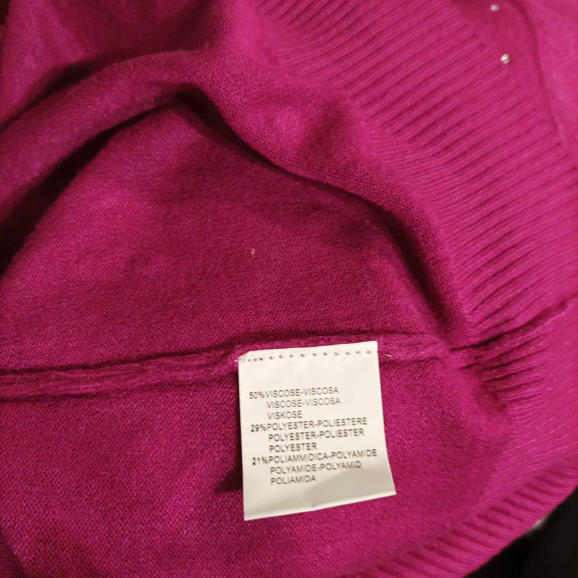 SWETER damski z cyrkoniami amarant.