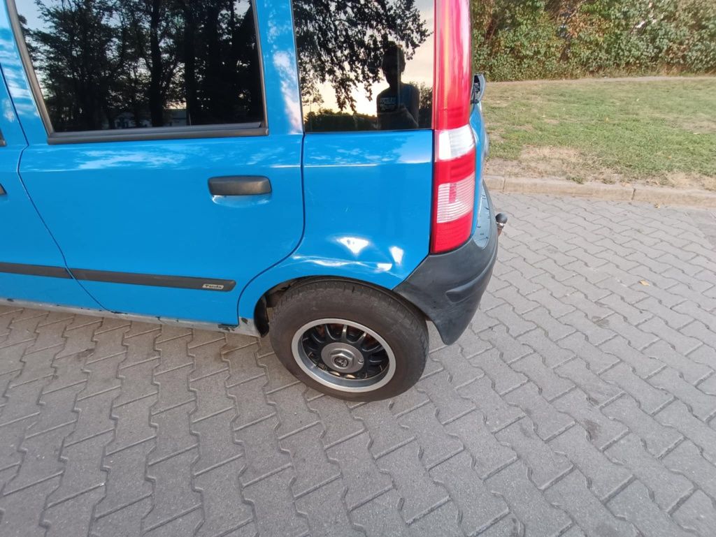 Fiat Panda 1.1 niebieski 2004 rok Abarth felgi