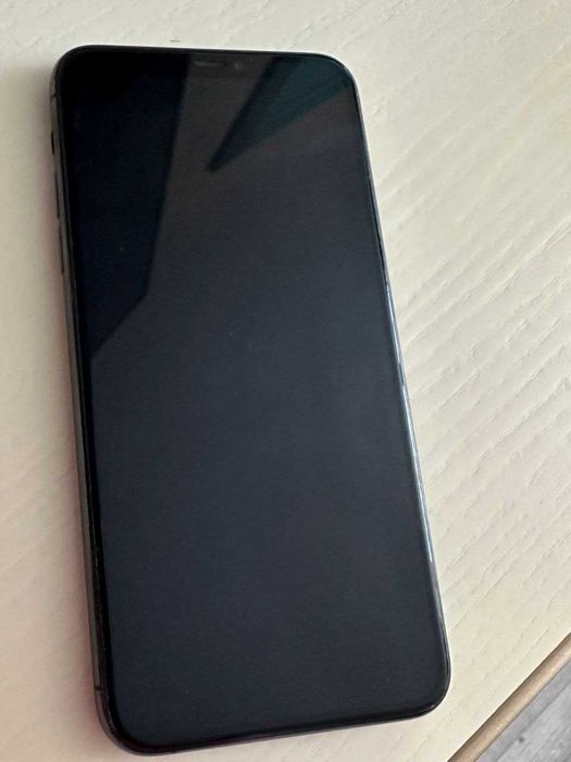 IPhone 11 pro max 265 GB space gray