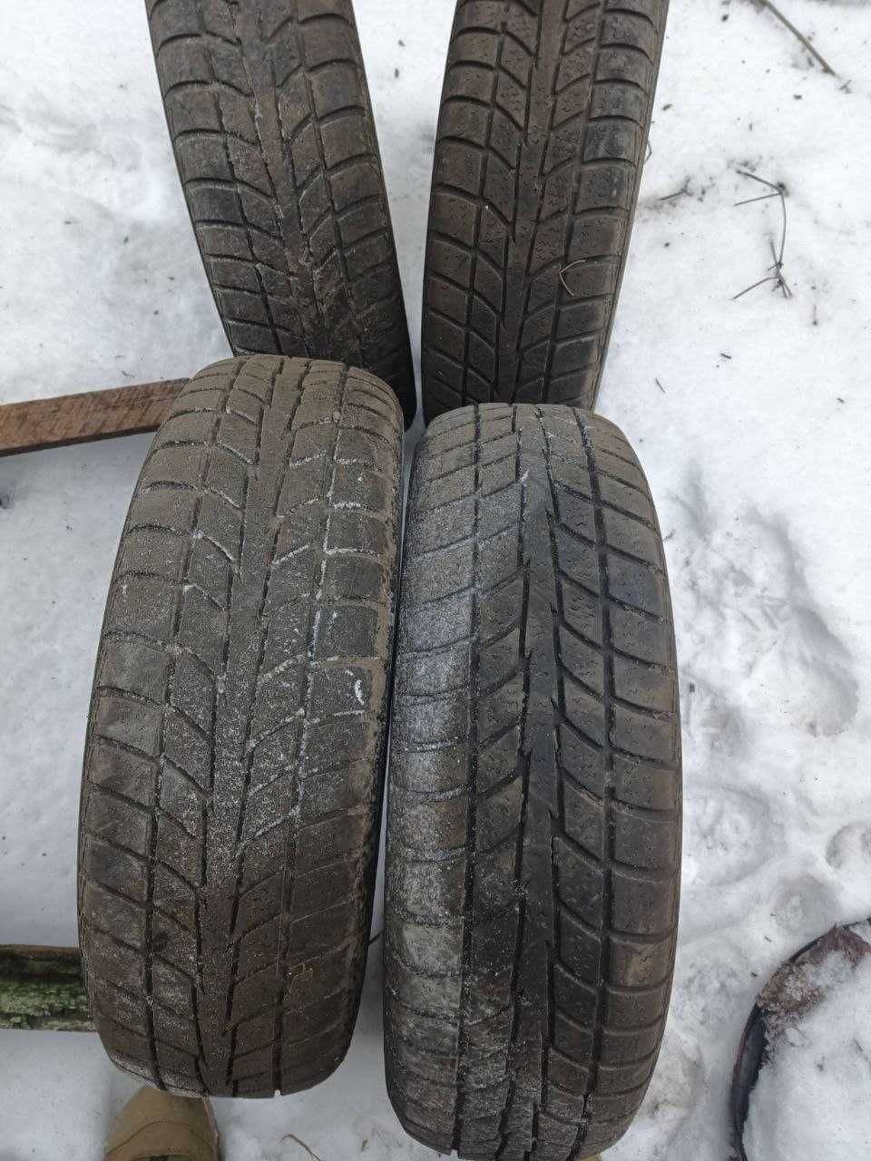 Продам зимову гуму HANKOOK Winter Ice PT RS 175 x 65 r 14