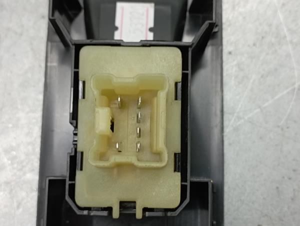 Comando / botão / interruptor vidros frente direito RENAULT Captur (J5