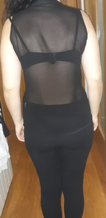 Blusa preta transparente