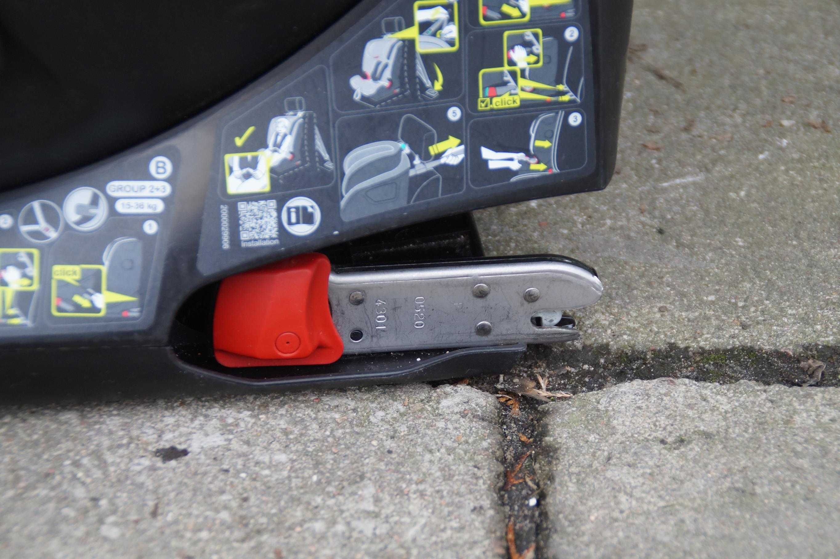 Britax Romer Advansafix IV-R I-Size 9-36 kg IsoFix