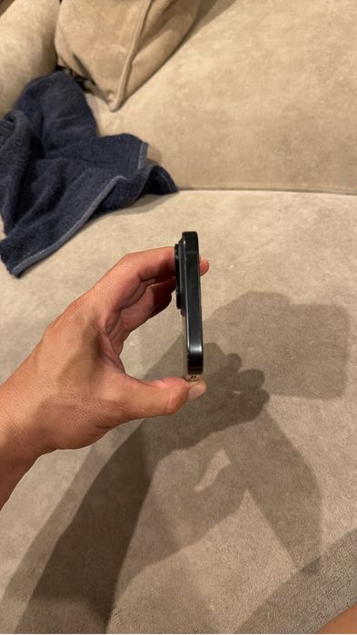 iPhone 16 pro max 256gb ( março deste ano )