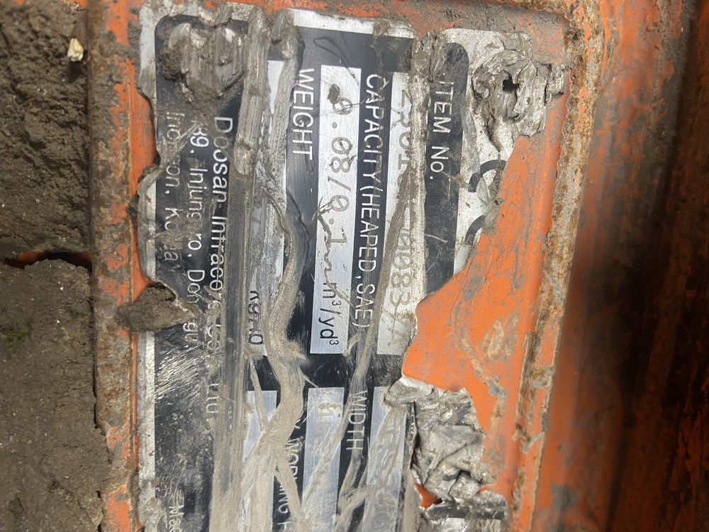 Екскаватор doosan dx 27z