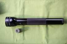 Latarka kryptonowa MagLite 3C, 3 baterie LR20, zapasowa żarówka
