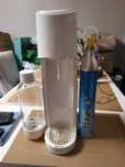 Saturator SodaStream + butelka+ pełny nabój CO2