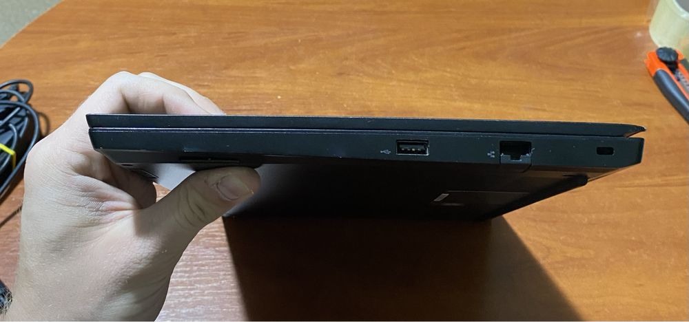 Ноутбук Lenovo E14 14" 8GB RAM/256GB SSD/i5-10210! N2739