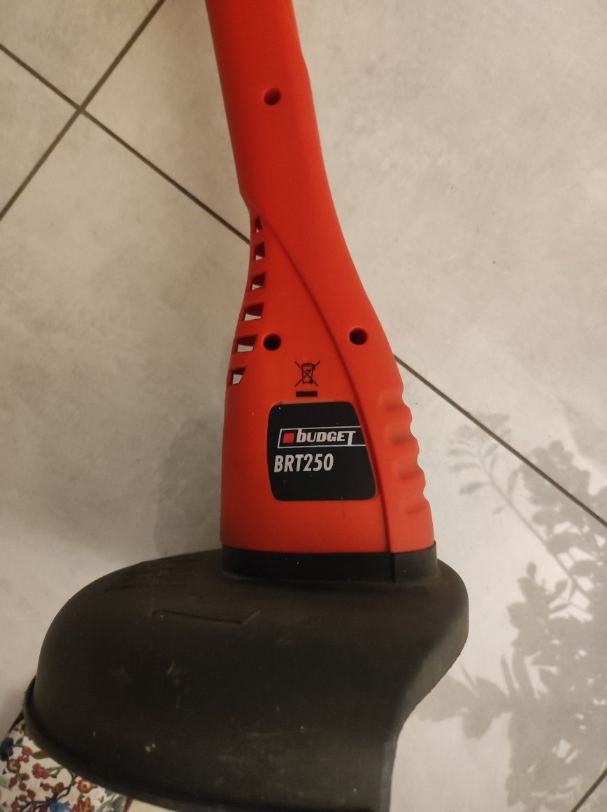 Podkaszarka Budget