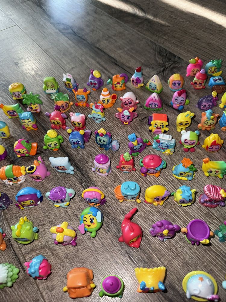 Giga kolekcja MojiPops, 102 figurki 24 domki kolekcjonerskie unikaty