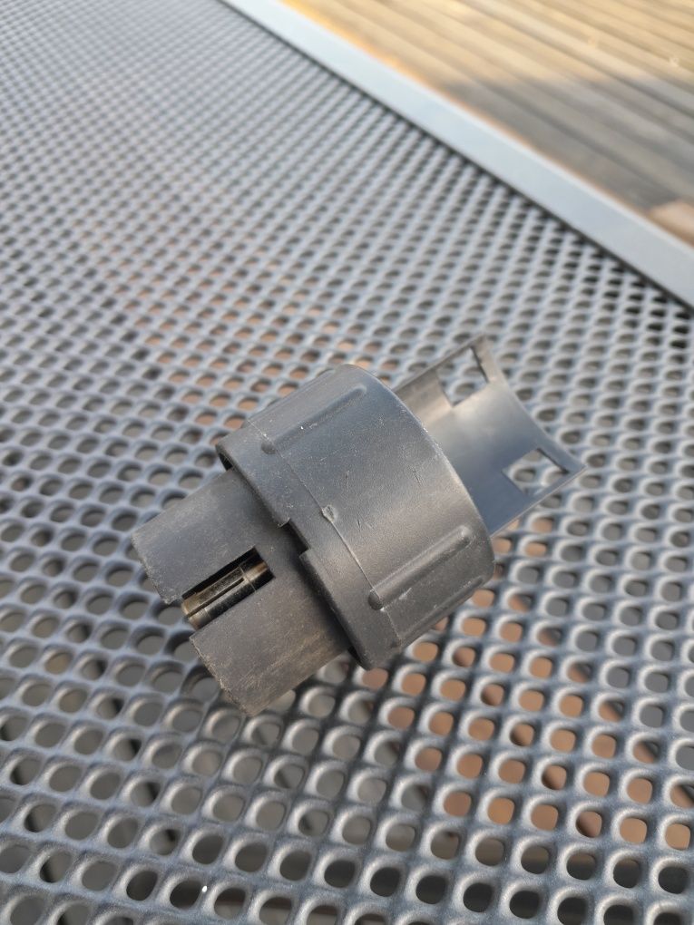 Przejściówka reduktor adapter gniazdo przyczepy przyczepki