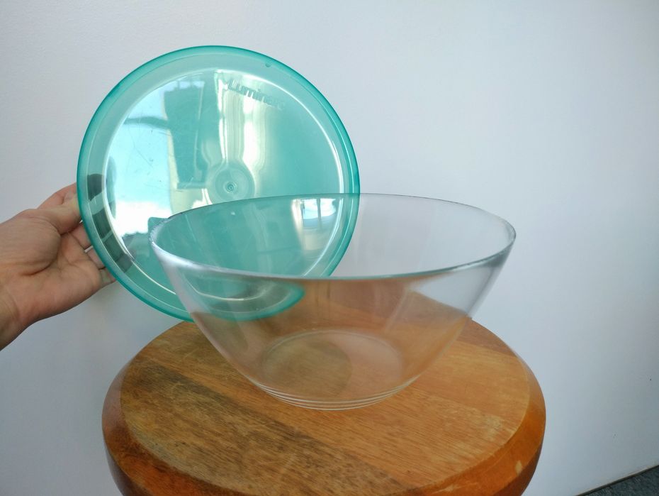 LUMINARC 2,6л. 23см салатник с крышкой контейнер стекляный стекло