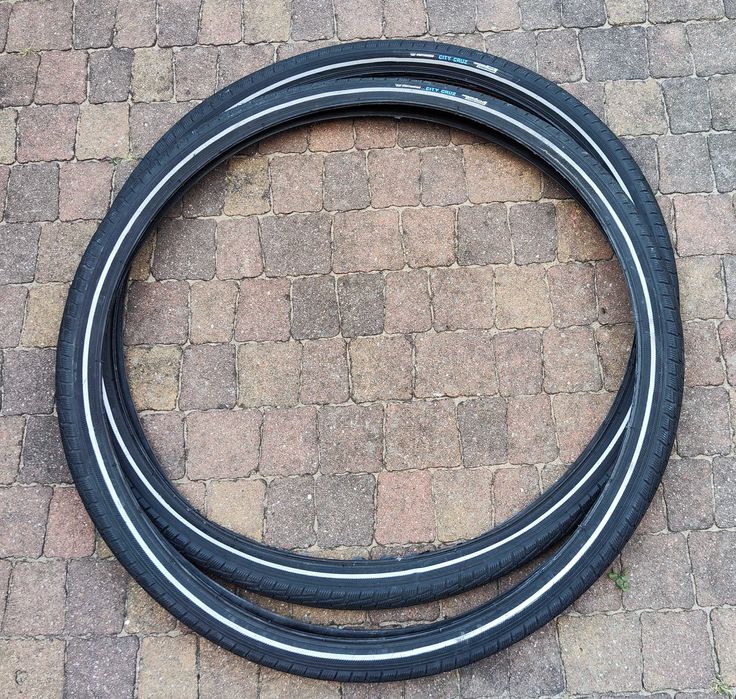 Opony rowerowe trekking 28" Vee Tire City Cruz 700x42c