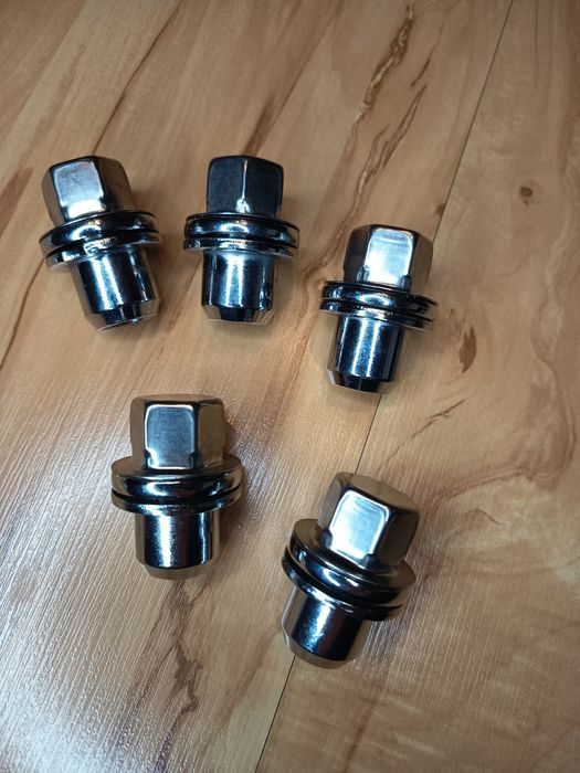 Nakrętki kół M12x1.5 stożkowe chrom BMW Opel Toyota 5 szt. nowe