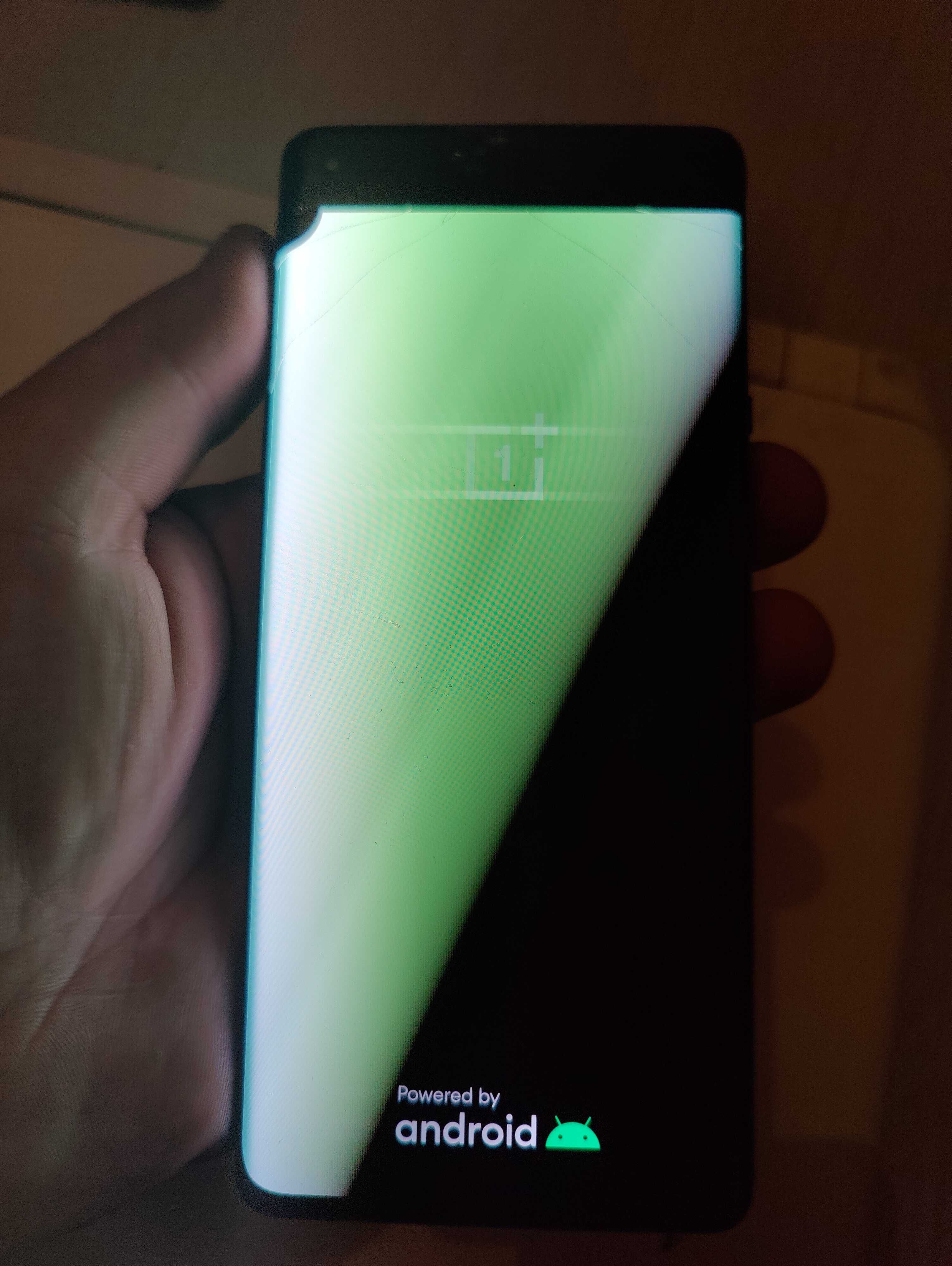 OnePlus 8pro  без зарядки