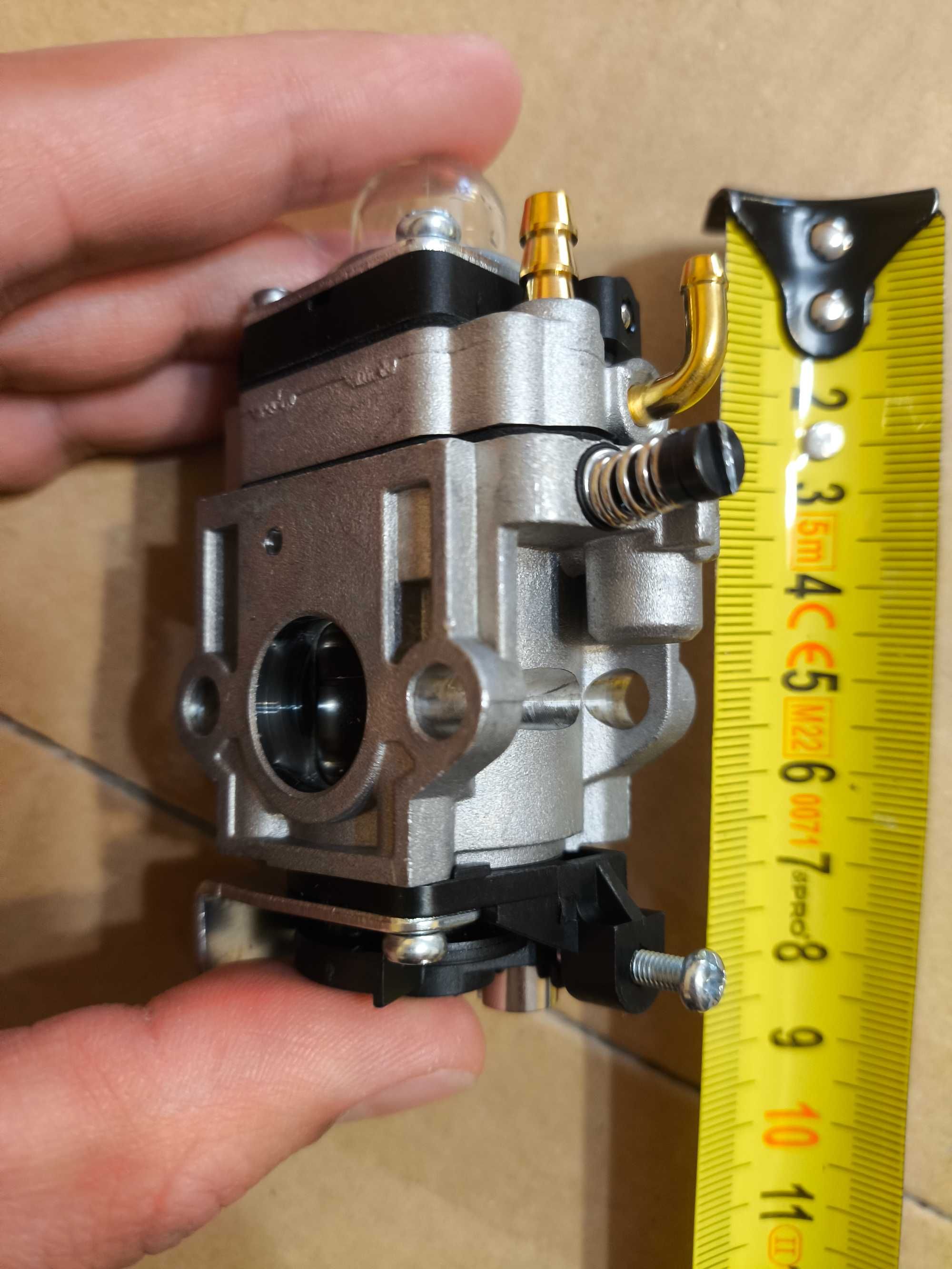 Gaźnik do 95% Kosy Spalinowej Kosiarki Podkaszarki 15 mm