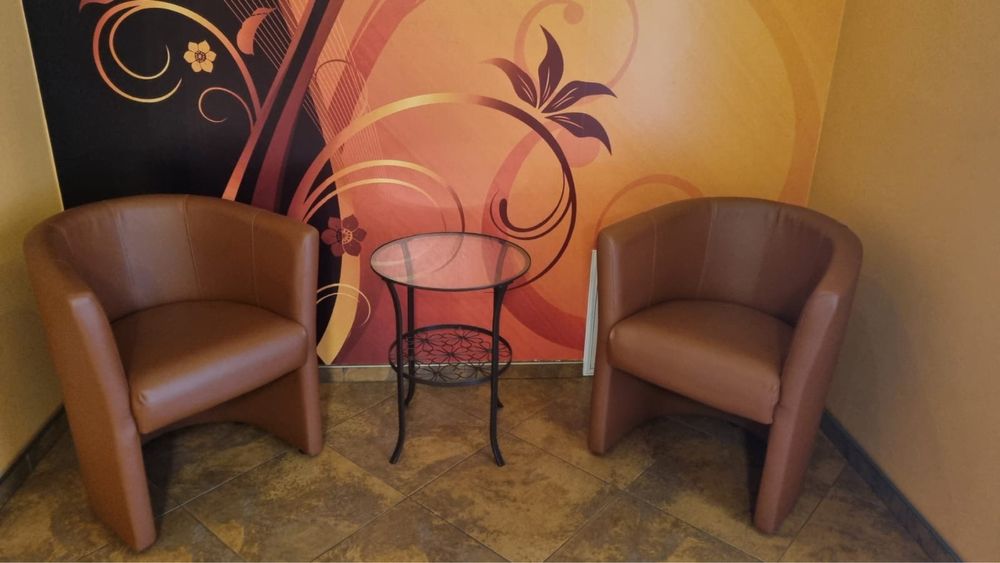 Komplet foteli plus stolik