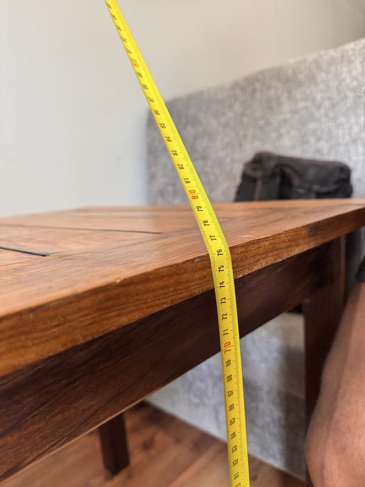 Mesa de madeira (4 unidades) – estilo rústico