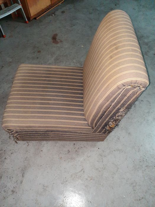 Poltrona para restaurar