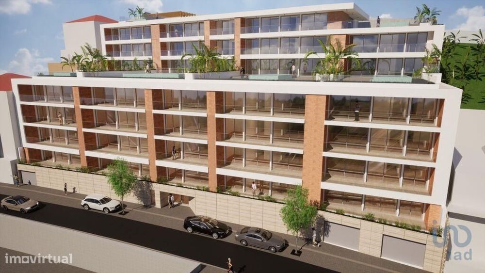 Apartamento T2 em Câmara de Lobos de 181,00 m2