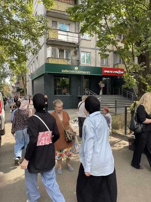 Продам Фасад/Київськ.Шаурма-орндр 49 м2 м.Дорогожичи вул.Дорогожицька