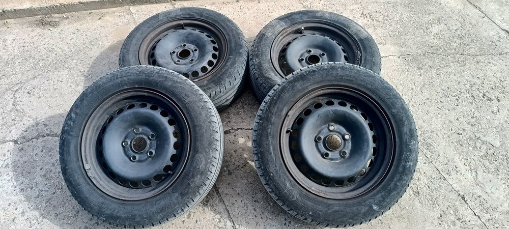 Продам залізні диски з шинами