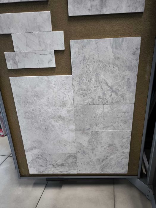 Płytki Marmur Royal White Bębnowany