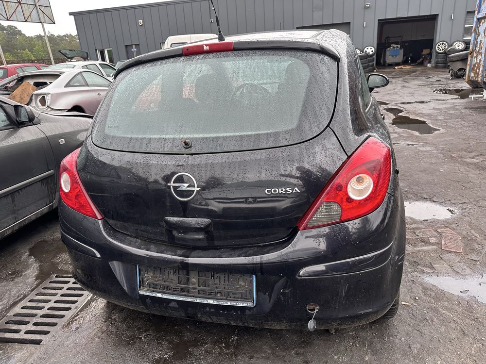 Czesci Corsa D 1.3TDI 06r, Silnik Skrzynia Drzwi Maska Klapa Zderzak