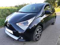 Toyota Aygo lifting przebieg tylko 39 tys. km klima kamera nowe opony alufelgi
