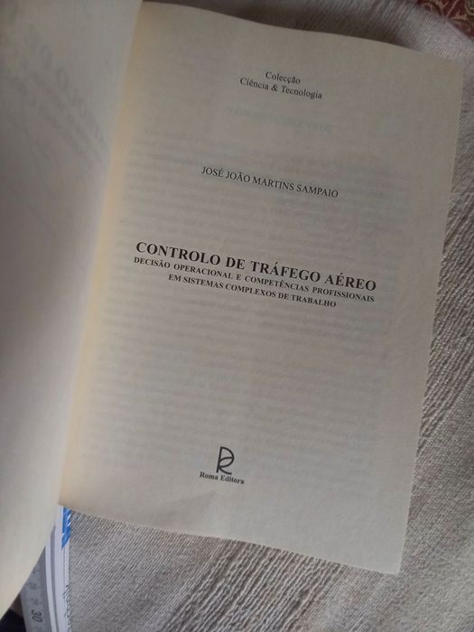 Controlo de Tráfego Aéreo livro