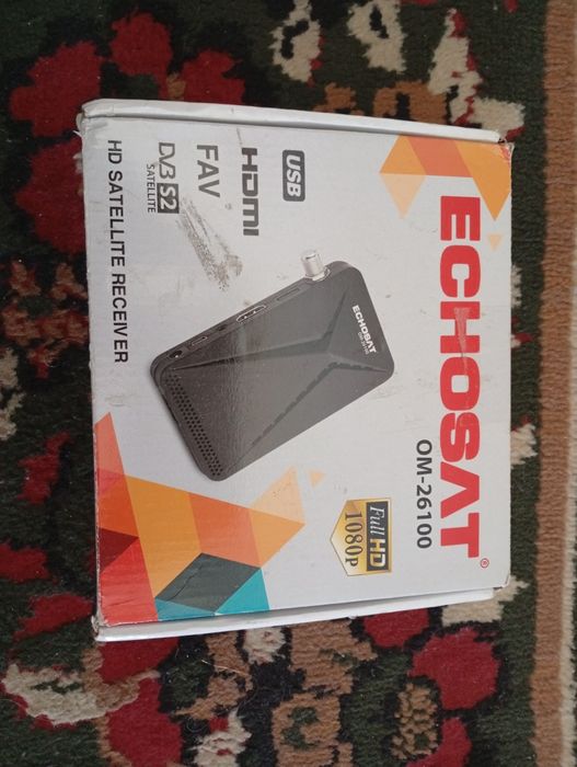 Tuner Satelitarny Echosat OM-26100 FTA Odtwarzacz multimedialny