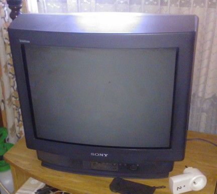Sprzedam telewizor SONY kv-m2170k trinitron