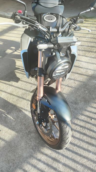 Mota Honda CB125R