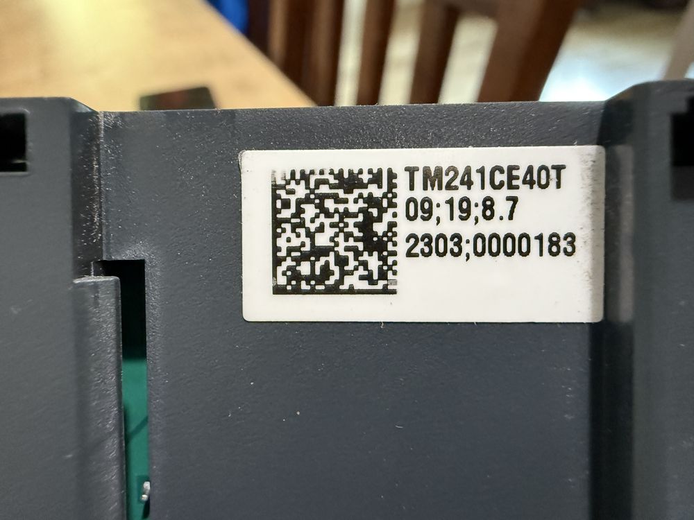 Sterownik PLC Schneider TM241CE40T