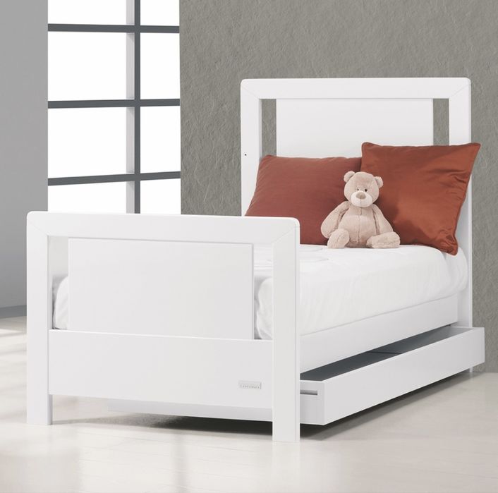 Cama de bebe  marca trama