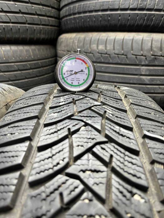 215/55 R17 Dunlop пара зима
