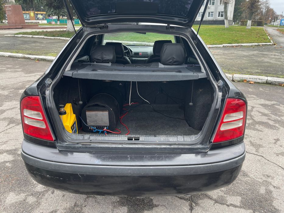 Продам Skoda Octavia Tour