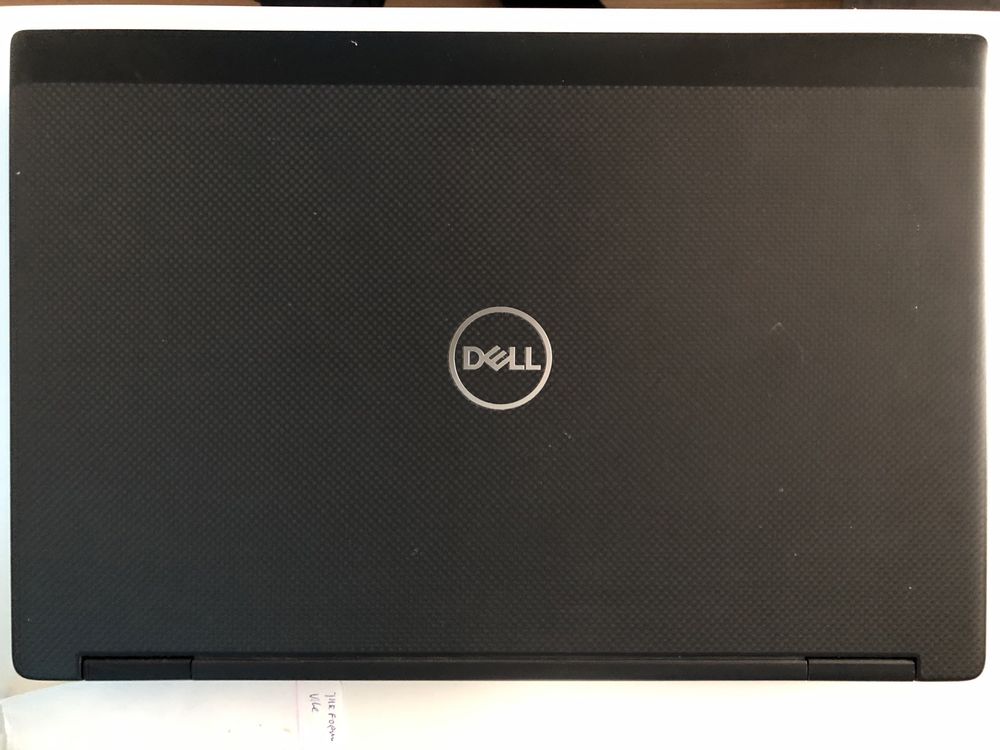 Dell Precision 7530 i7-8850H 512GB SSD/ 16GB RAM NVIDIA P1000 15,6”