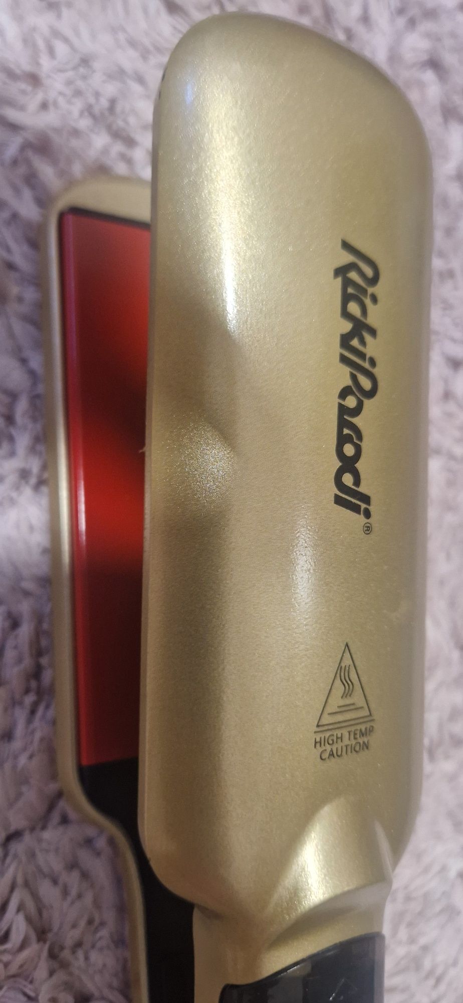 Alisador a vapor