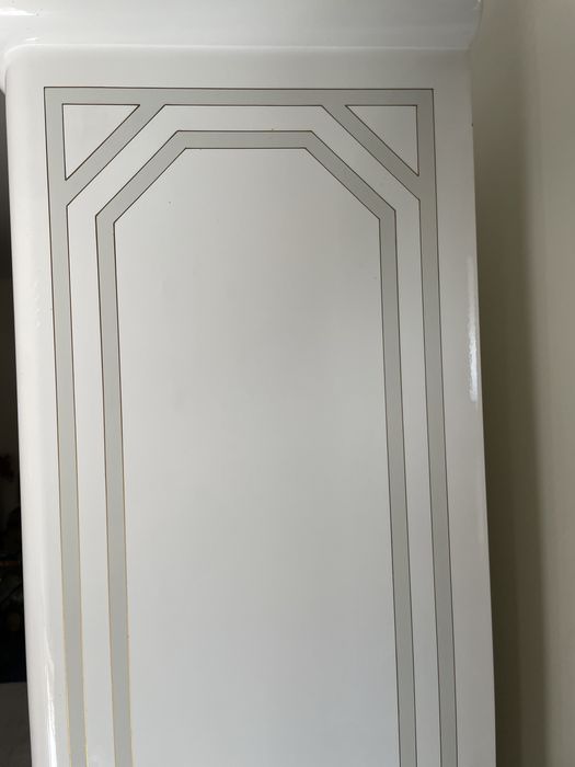 Móvel lacado italiano