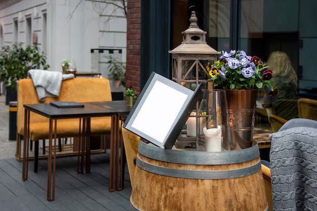ODSTĄPIĘ RESTAURACJĘ - Warszawa, ul. Wilcza, 154 m²