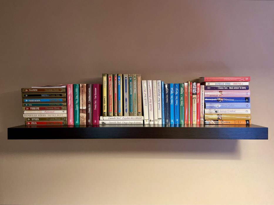 Seria książek D. Steel