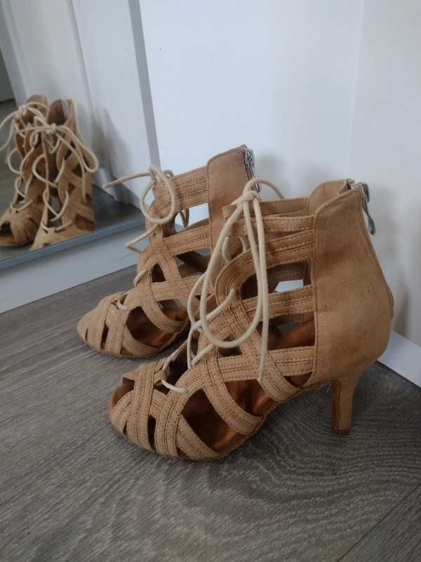 Buty taneczne latinki high heels latino jak prawie nowe