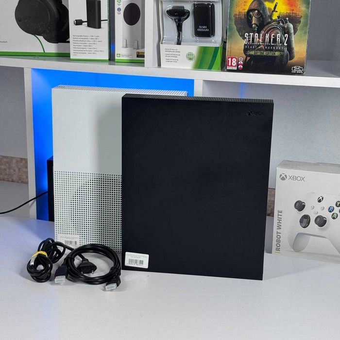 Консоль Microsoft Xbox One X Консолі Майкрософт в асортименті