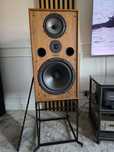 Kolumny podstawkowe monitory Spendor SP100r2