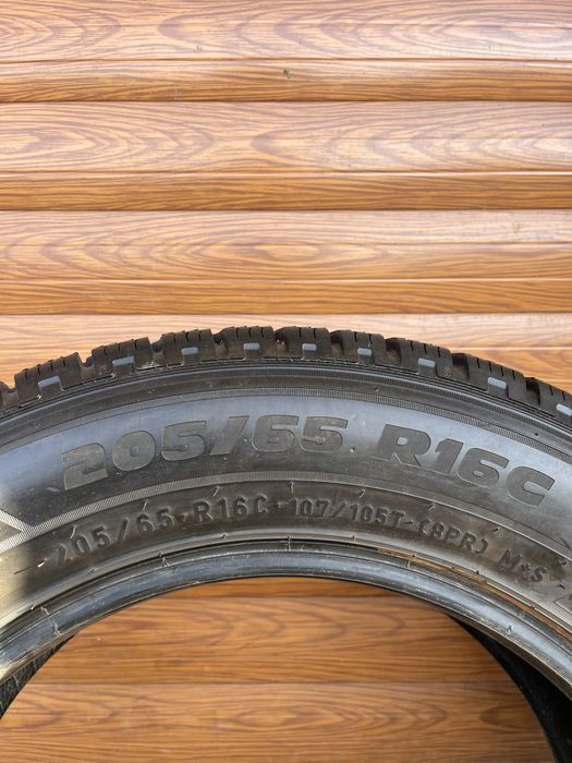 205/65/16C Pirelli 4 opony zimowe 9.07mm